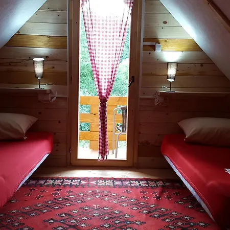 Semesterbostad Vacation Sajra Kulen Vakuf